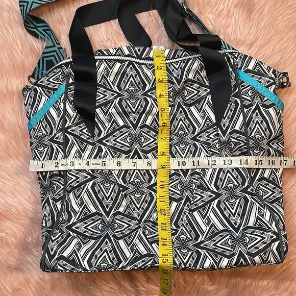 Ivivva Lululemon Tote Weekender Bag Black White Turquoise Geometric Design - Picture 4 of 7